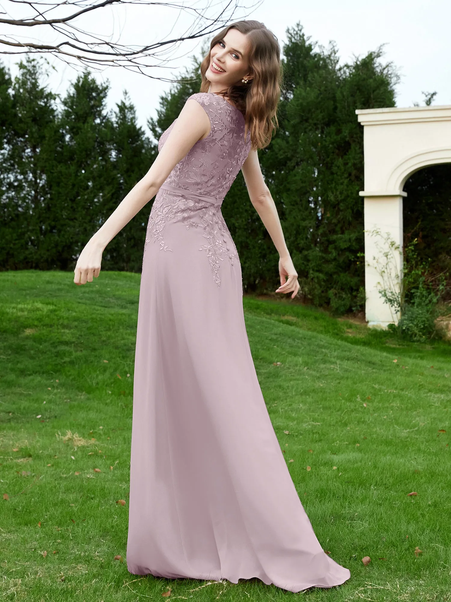 Elegant Illusion Lace Appliqued Dress With Buttons Dusk Plus Size