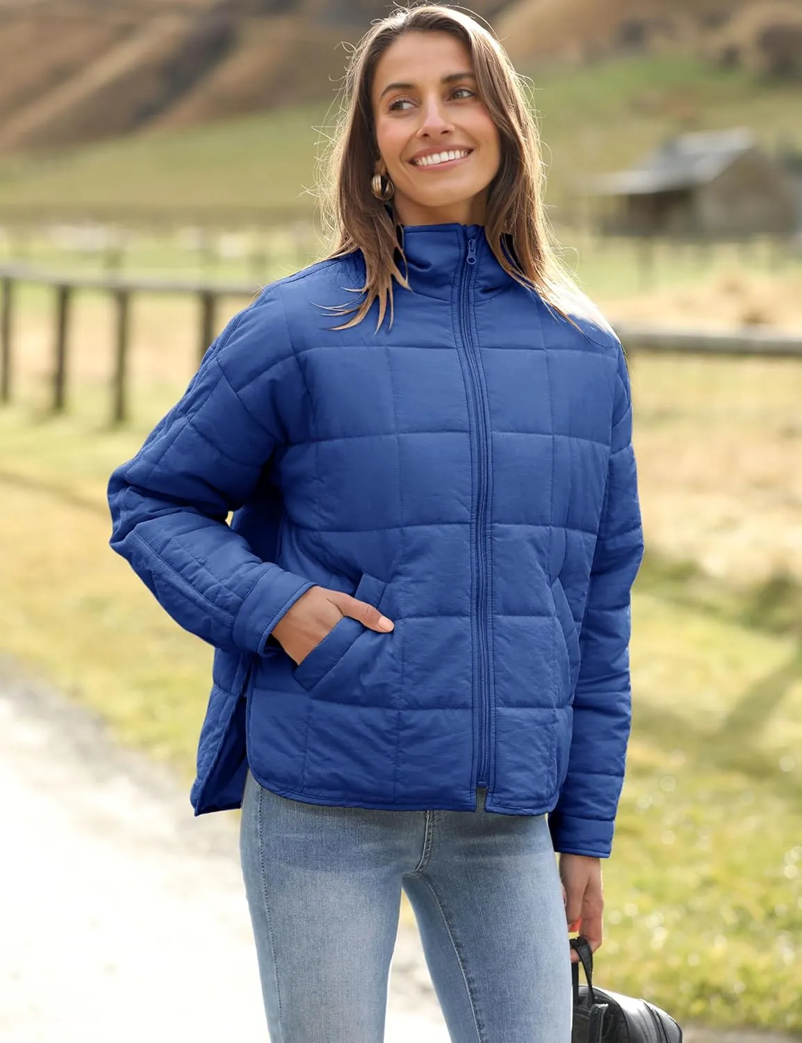 Huaqiao Womens Quilted Puffer Jackets Lightweight Zipper Short Winter Coat with Pockets