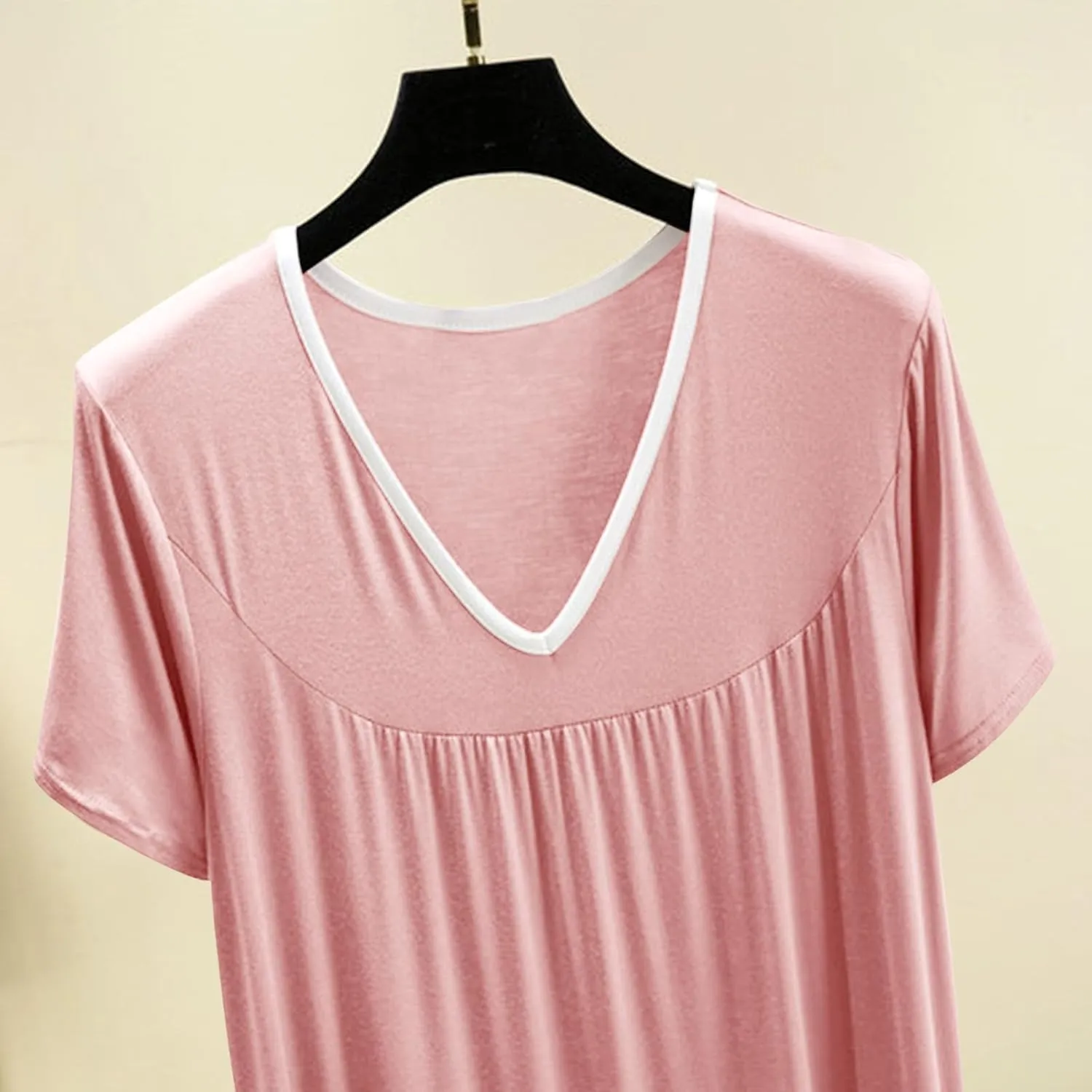 Sleeveless Nightgowns for Women Lightweight Maxi Nightdress Crew Neck Cozy Nightgowns Comfy Flowy Loungewear for Summer
